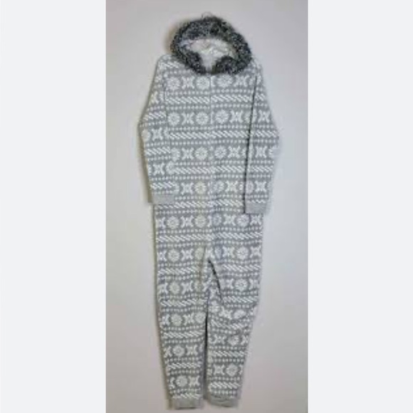 One piece zip up pajamas‎ Junior Sz. 14-16XL - Picture 1 of 11